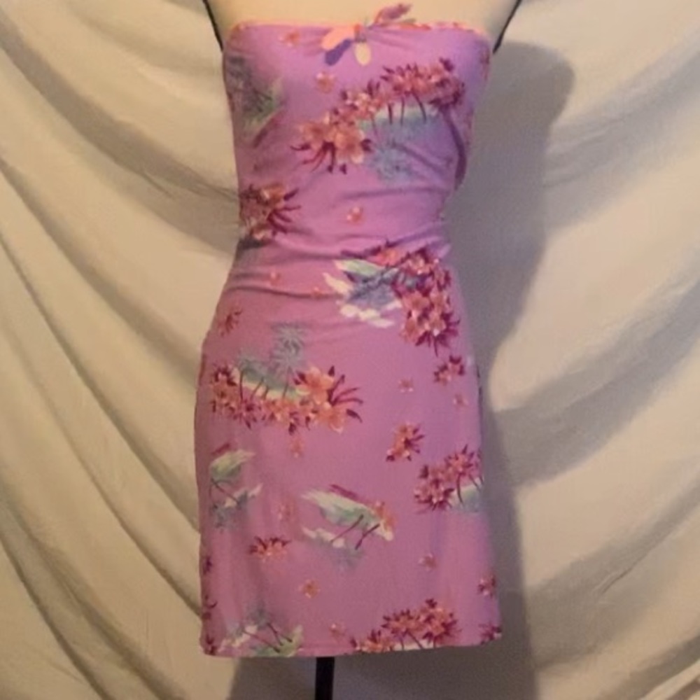 Vibrant Lavender sleeveless summer mini. Size S